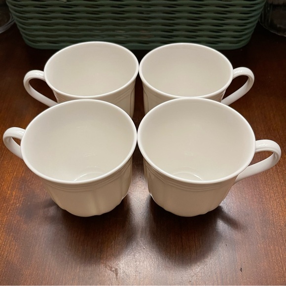 Mikasa Antique White Tea Cup HK 400 Antique White (Set of 4) - Picture 2 of 5